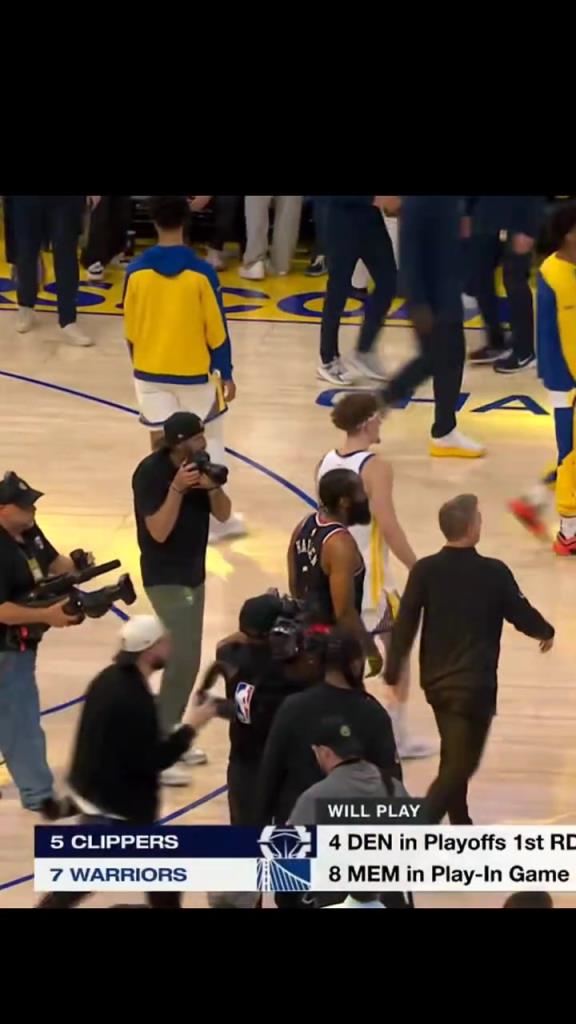 王嘉琦赛后：你们期待的是NBA春晚 但快船说不 拿到直通名额-蜘蛛直播